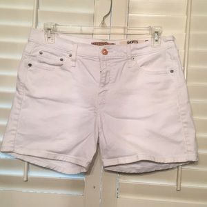 Levi white shorts size 12